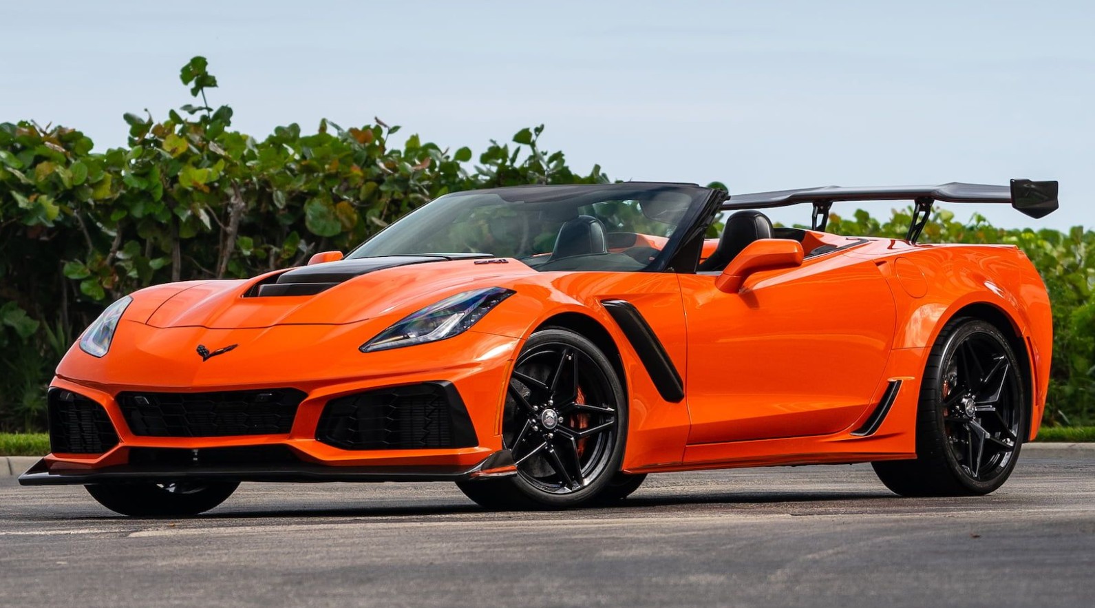 2027 Chevrolet Corvette ZR1 Convertible Redesign